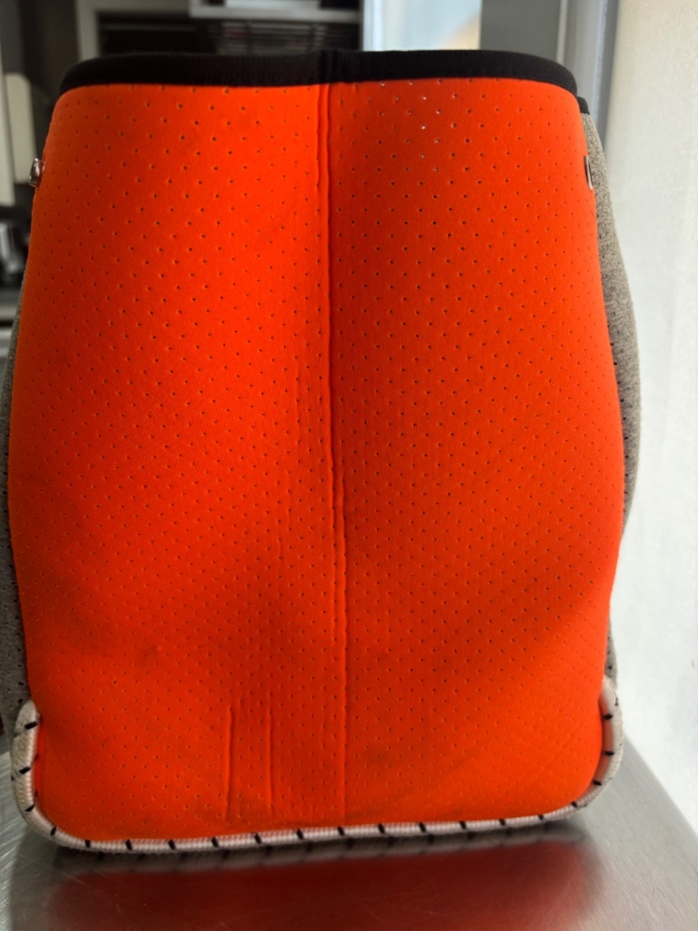 HAUTE SHORE TOTE WITH UPCYCLED PATCH - Picture 13 of 14